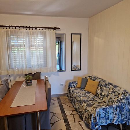 Apartments Vera - Mirca Mirca  Ngoại thất bức ảnh