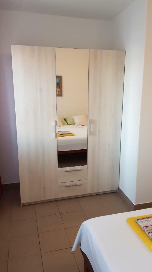 Apartments Vera - Mirca Mirca  Ngoại thất bức ảnh